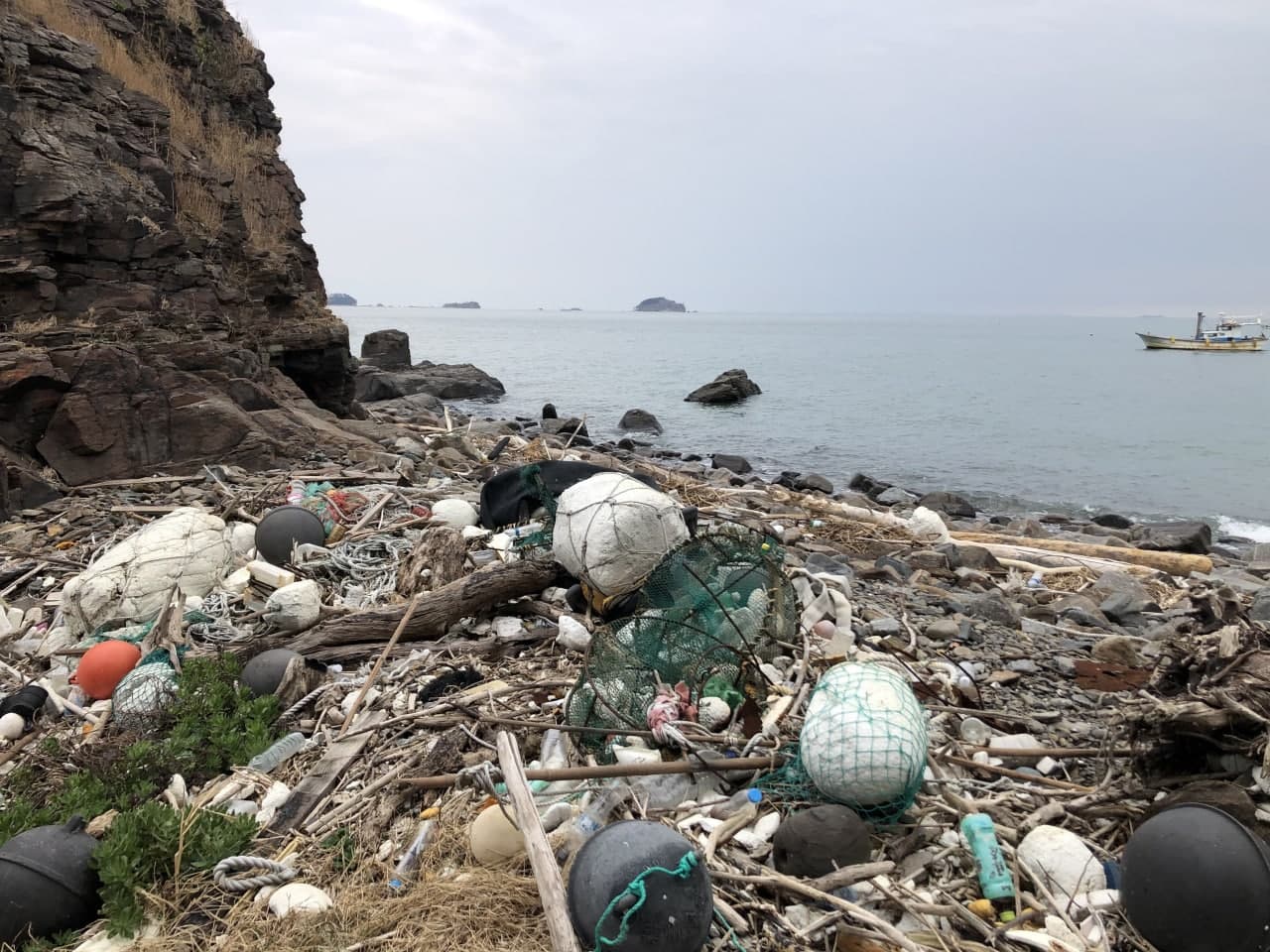 첨부3. 2020. 10월 구지도 해양쓰레기 전경